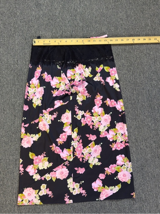 For Love & Lemons Floral Black and Pink Women's Skirt Size Medium - Picture 9 of 15
